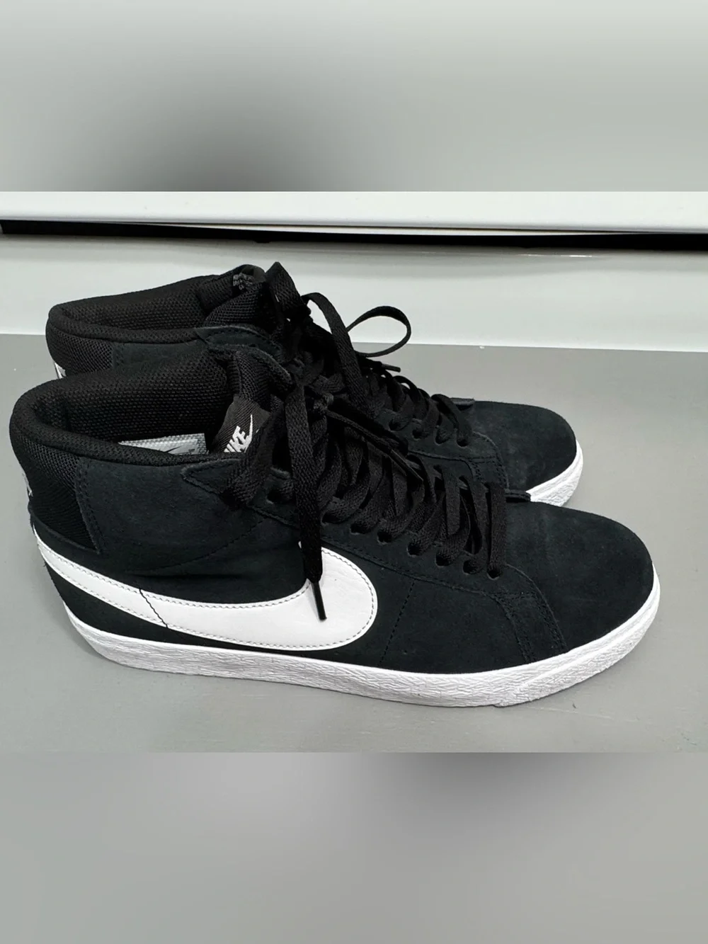 Nike SB Zoom Blazer Mid BLACK/WHITE